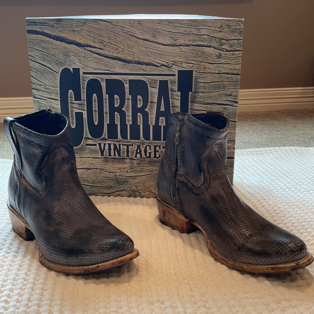 Corral Short Boots